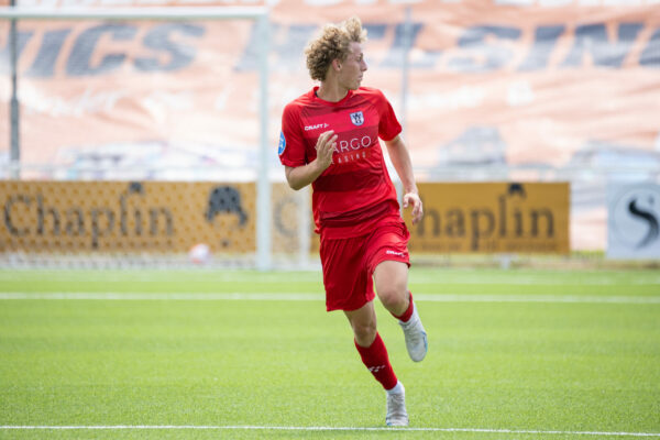 Alexander Hvid (FC Helsingør) under træningskampen mellem FC Helsingør og Nykøbing FC den 15. juni 2023, på Helsingør stadion.
Foto: Andreas Birkebæk