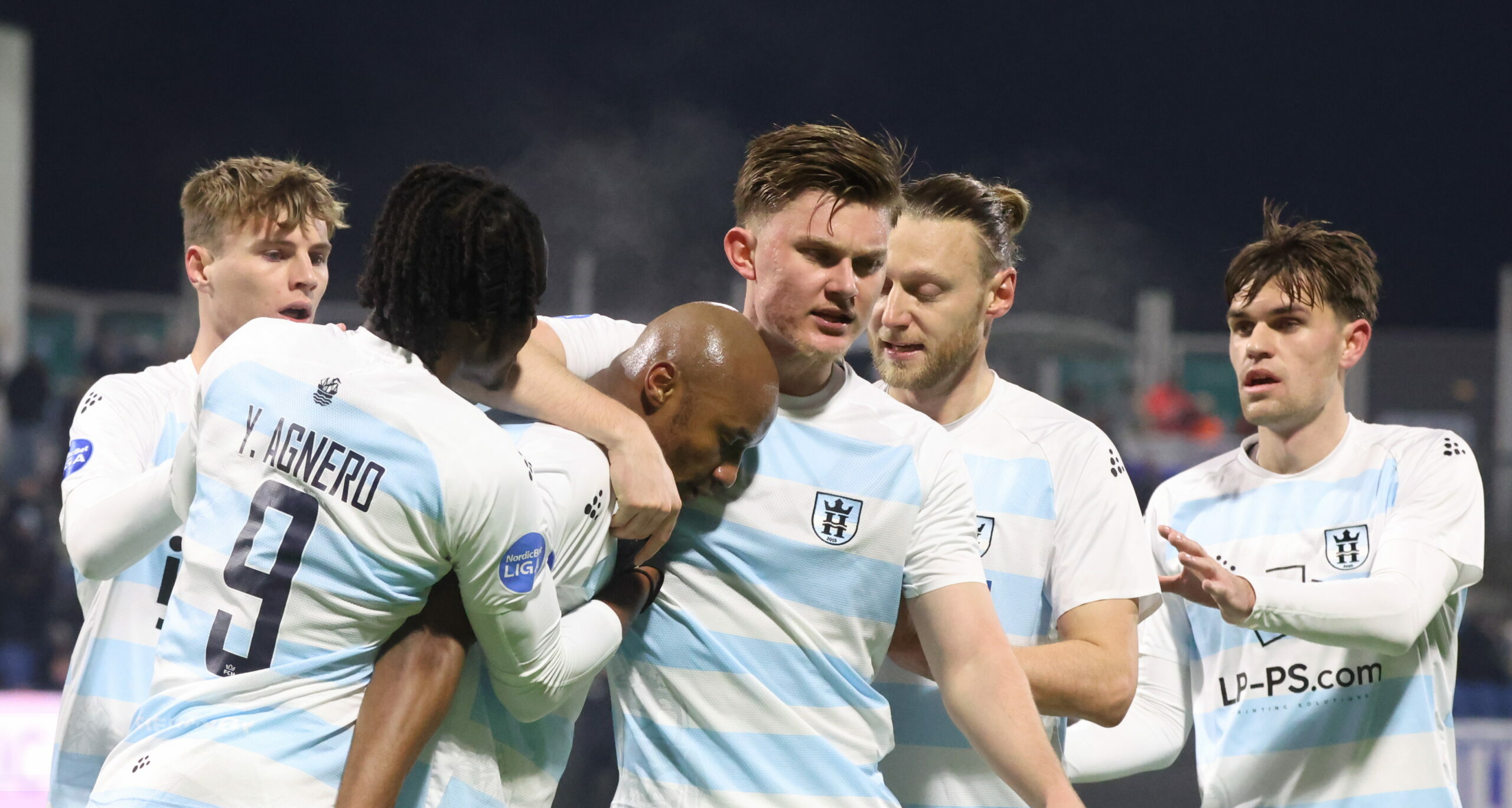 POINTDELING PÅ HELSINGØR STADION